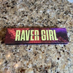 Mac Raver Girl Palette
